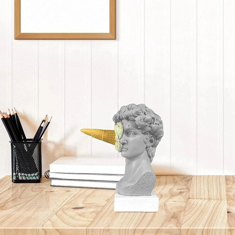 Escultura em Resina David de Sorvete Pós-moderno